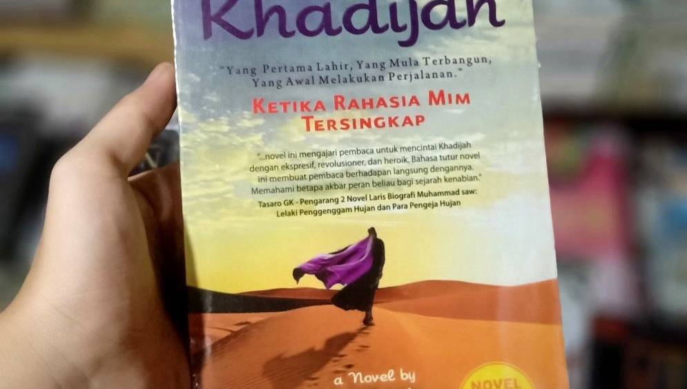 Resensi Buku Khadijah Ketika Rahasia Mim Terungkap Bincang Muslimah