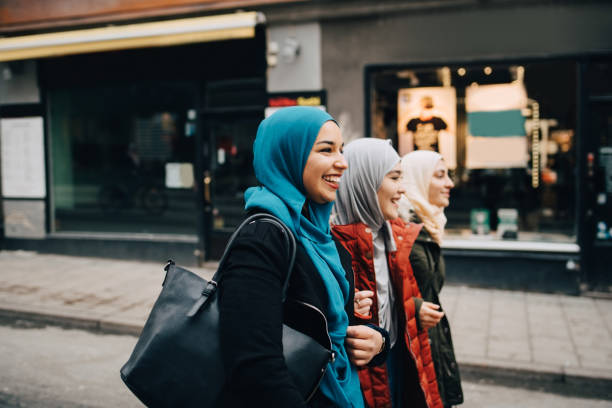 Islam Ajarkan Bersikap Ramah dan Sambut Perempuan dengan Ceria