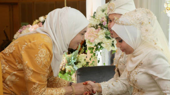 resepsi pernikahan syariat adat