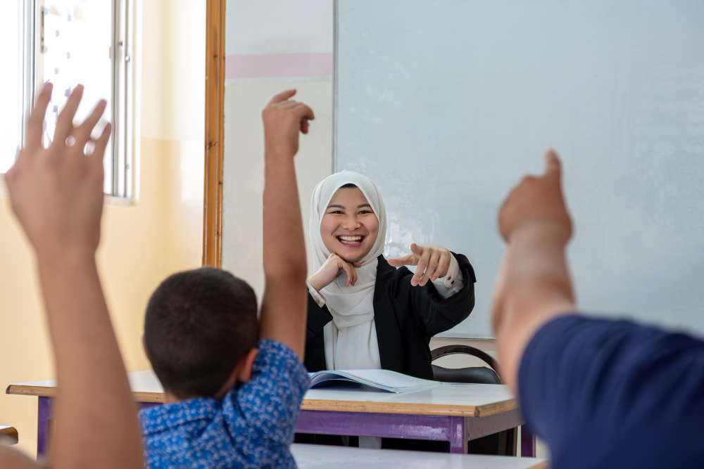Benarkah Belajar dengan Guru Lebih Utama dibandingkan Belajar Sendiri?