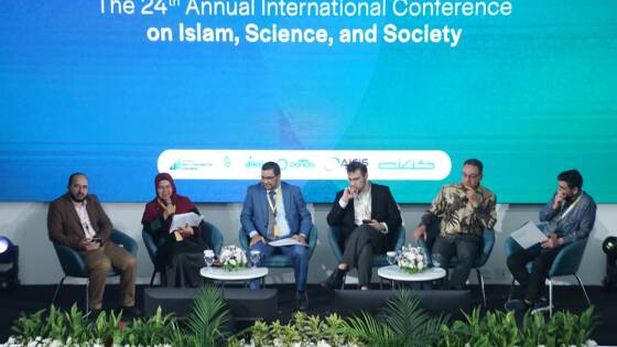 AICIS+ 2025: Eka Srimulyani Paparkan Gerakan Eko-Feminisme Islam di Aceh