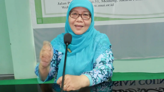 Faizah Ali Syibromalisi: Ulama Perempuan dalam Jajaran Majelis Ulama Indonesia