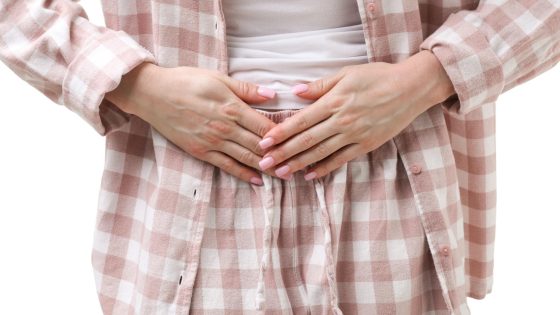 Keputihan Menempel di Celana Dalam, Apakah Sah untuk Salat?